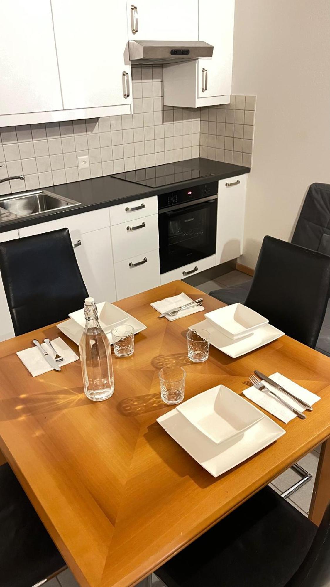 Quiet Flat In Nature In Lugano Luaran gambar